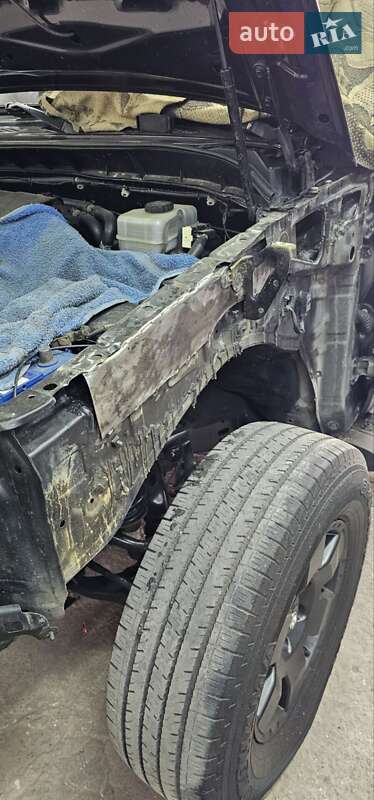 Внедорожник / Кроссовер Toyota FJ Cruiser 2006 в Одессе фото 34 Внедорожник / Кроссовер Toyota FJ Cruiser 2006 в Одессе