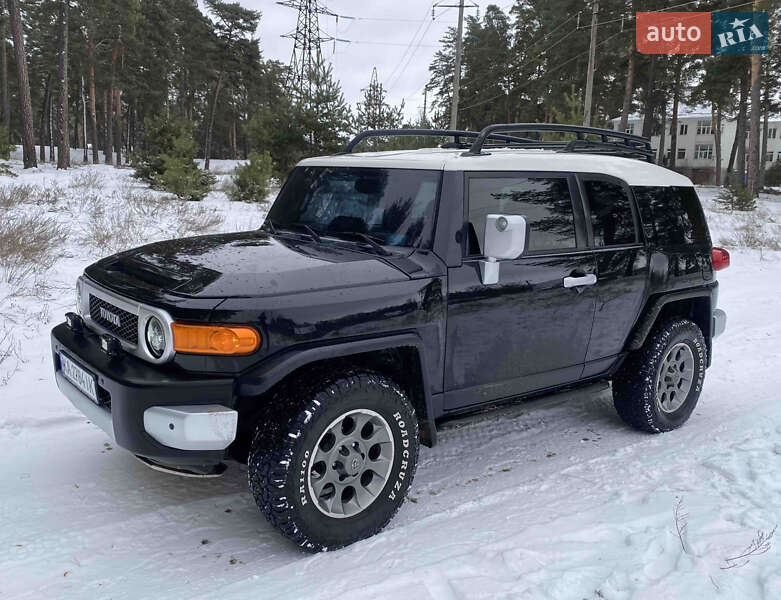 Позашляховик / Кросовер Toyota FJ Cruiser 2006 в Охтирці