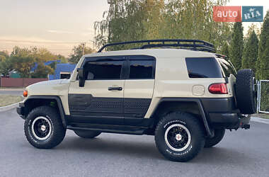 Позашляховик / Кросовер Toyota FJ Cruiser 2010 в Смілі