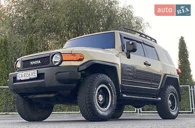 Позашляховик / Кросовер Toyota FJ Cruiser 2010 в Смілі