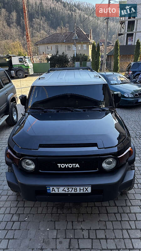 Внедорожник / Кроссовер Toyota FJ Cruiser 2006 в Яремче фото 25 Внедорожник / Кроссовер Toyota FJ Cruiser 2006 в Яремче