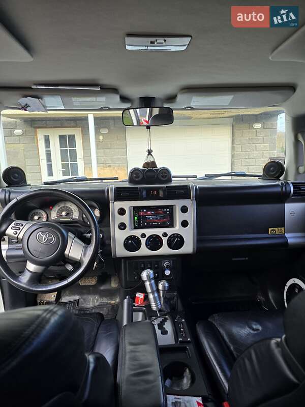 Внедорожник / Кроссовер Toyota FJ Cruiser 2008 в Верховине