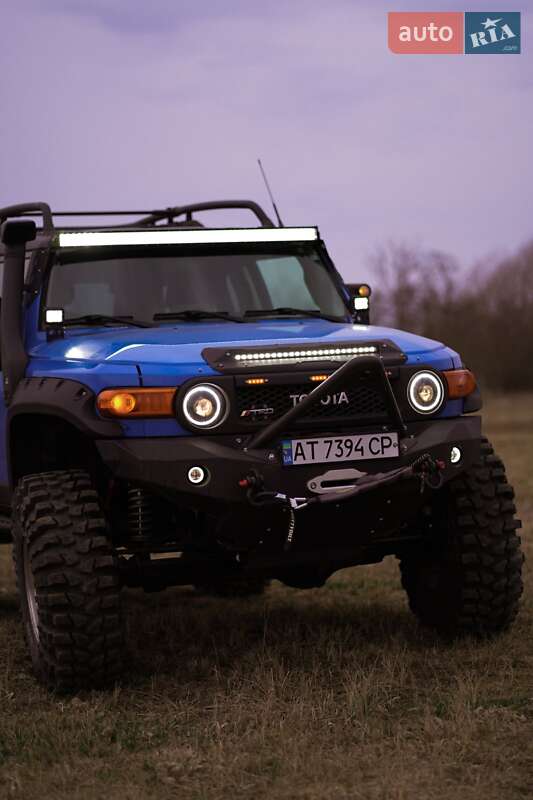 Позашляховик / Кросовер Toyota FJ Cruiser 2007 в Івано-Франківську фото 26 Позашляховик / Кросовер Toyota FJ Cruiser 2007 в Івано-Франківську