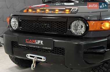 Позашляховик / Кросовер Toyota FJ Cruiser 2007 в 