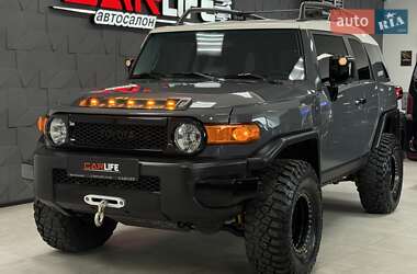 Позашляховик / Кросовер Toyota FJ Cruiser 2007 в 