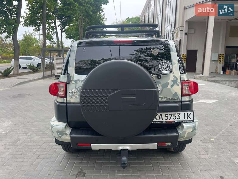Внедорожник / Кроссовер Toyota FJ Cruiser 2006 в Одессе