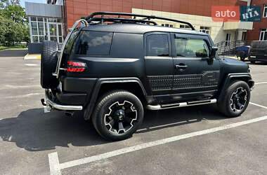 Позашляховик / Кросовер Toyota FJ Cruiser 2008 в 