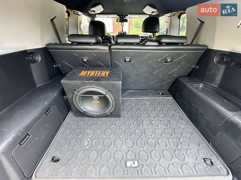Внедорожник / Кроссовер Toyota FJ Cruiser 2008 в Ирпене