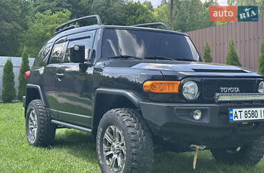Позашляховик / Кросовер Toyota FJ Cruiser 2008 в 