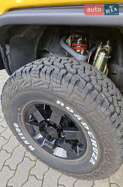 Внедорожник / Кроссовер Toyota FJ Cruiser 2006 в 