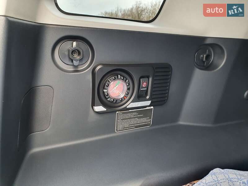 Внедорожник / Кроссовер Toyota FJ Cruiser 2021 в Хмельницком