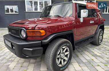 Позашляховик / Кросовер Toyota FJ Cruiser 2008 в 