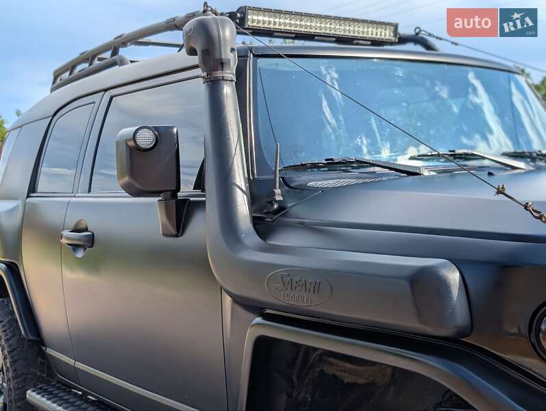 Внедорожник / Кроссовер Toyota FJ Cruiser 2007 в Ивано-Франковске