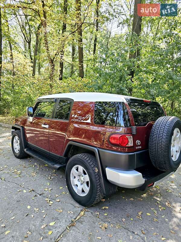 Внедорожник / Кроссовер Toyota FJ Cruiser 2008 в Тульчине фото 12 Внедорожник / Кроссовер Toyota FJ Cruiser 2008 в Тульчине