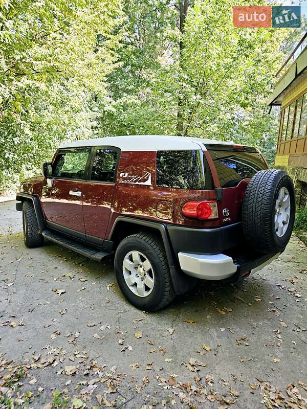 Внедорожник / Кроссовер Toyota FJ Cruiser 2008 в Тульчине фото 16 Внедорожник / Кроссовер Toyota FJ Cruiser 2008 в Тульчине