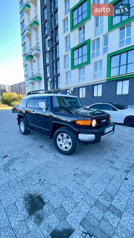 Внедорожник / Кроссовер Toyota FJ Cruiser 2008 в Львове фото 10 Внедорожник / Кроссовер Toyota FJ Cruiser 2008 в Львове