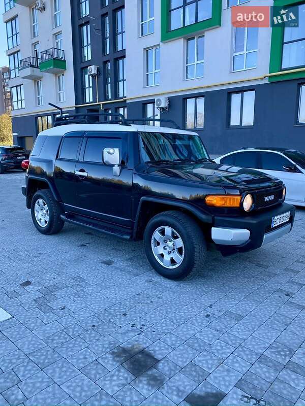Внедорожник / Кроссовер Toyota FJ Cruiser 2008 в Львове фото 15 Внедорожник / Кроссовер Toyota FJ Cruiser 2008 в Львове