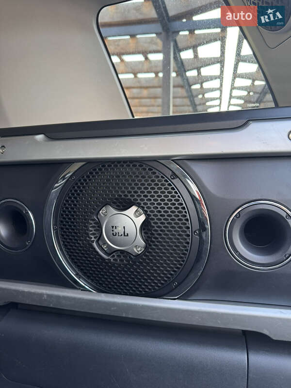 Позашляховик / Кросовер Toyota FJ Cruiser 2011 в Хмельницькому