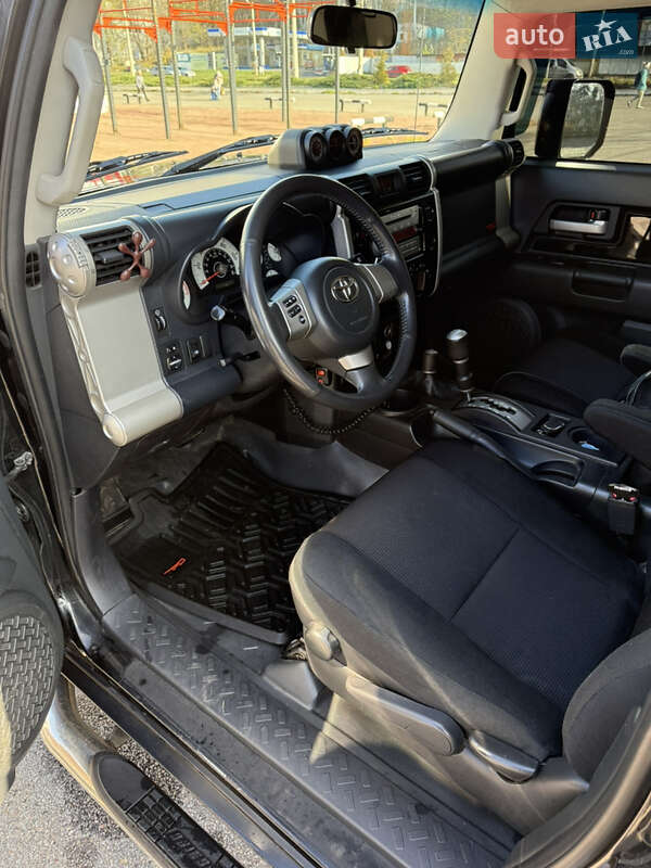 Внедорожник / Кроссовер Toyota FJ Cruiser 2007 в Харькове