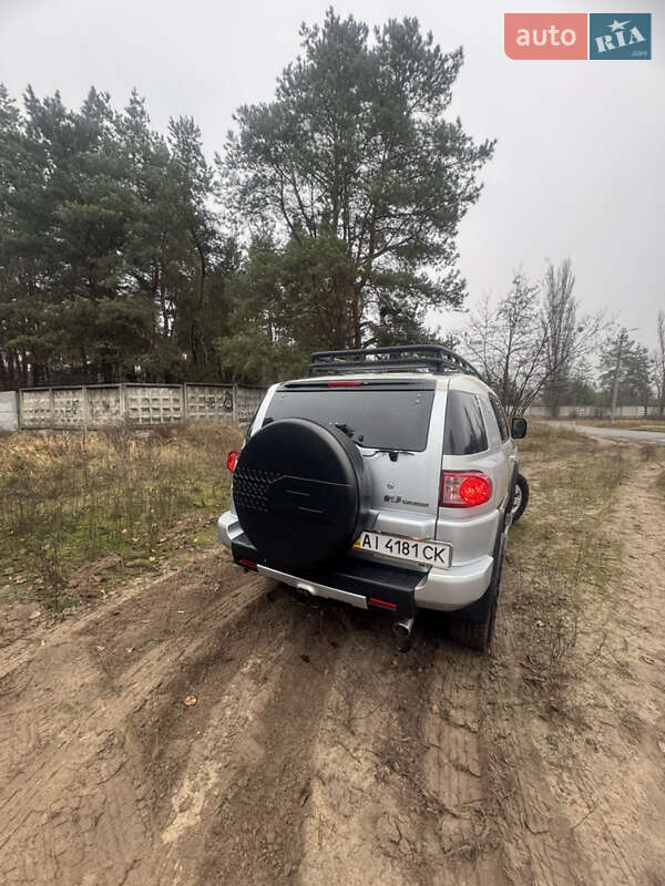 Внедорожник / Кроссовер Toyota FJ Cruiser 2008 в Киеве