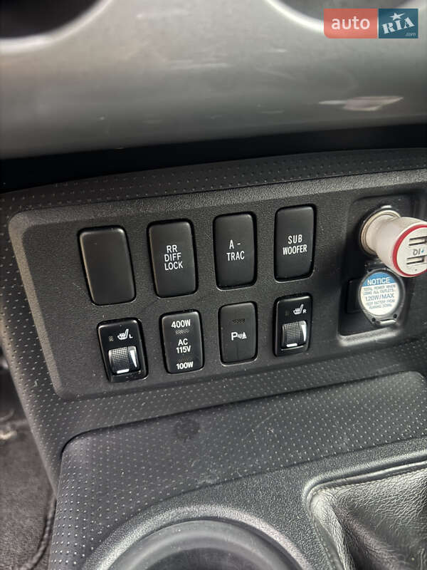 Внедорожник / Кроссовер Toyota FJ Cruiser 2008 в Киеве