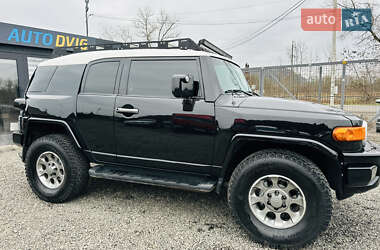 Позашляховик / Кросовер Toyota FJ Cruiser 2006 в Іршаві