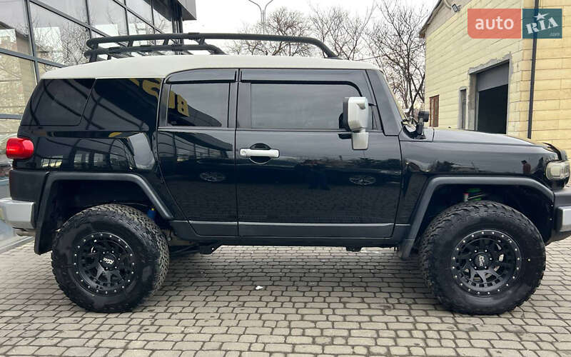 Внедорожник / Кроссовер Toyota FJ Cruiser 2008 в Ивано-Франковске