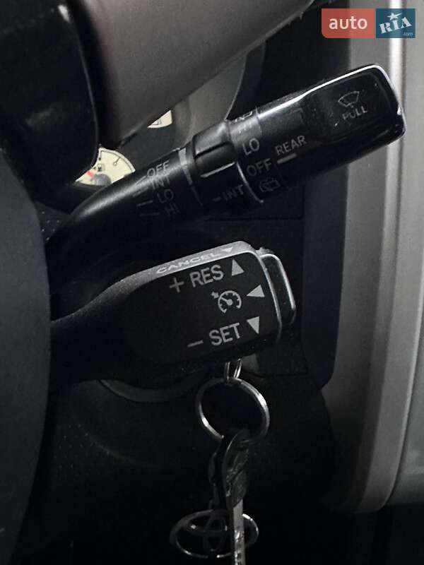 Позашляховик / Кросовер Toyota FJ Cruiser 2008 в Києві