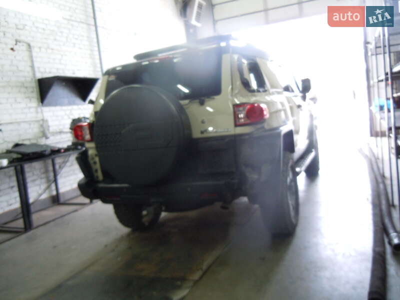 Внедорожник / Кроссовер Toyota FJ Cruiser 2008 в Луцке