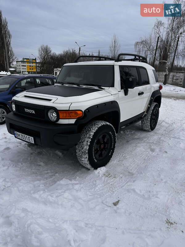 Внедорожник / Кроссовер Toyota FJ Cruiser 2008 в Шостке