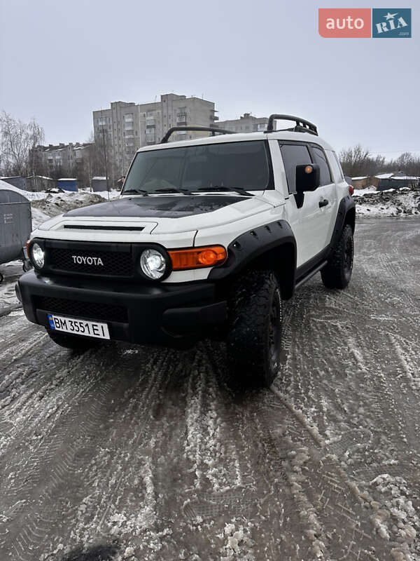 Внедорожник / Кроссовер Toyota FJ Cruiser 2008 в Шостке