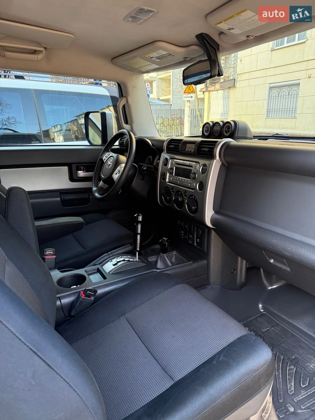 2011 Toyota FJ Cruiser - мініатюра 10