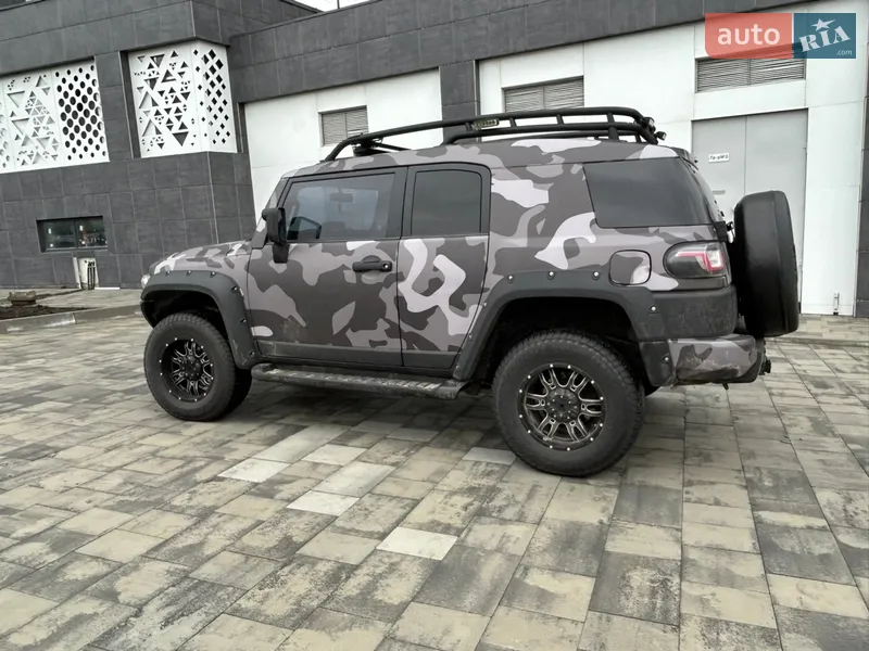 Toyota FJ Cruiser