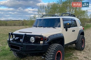 Позашляховик / Кросовер Toyota FJ Cruiser 2008 в Івано-Франківську