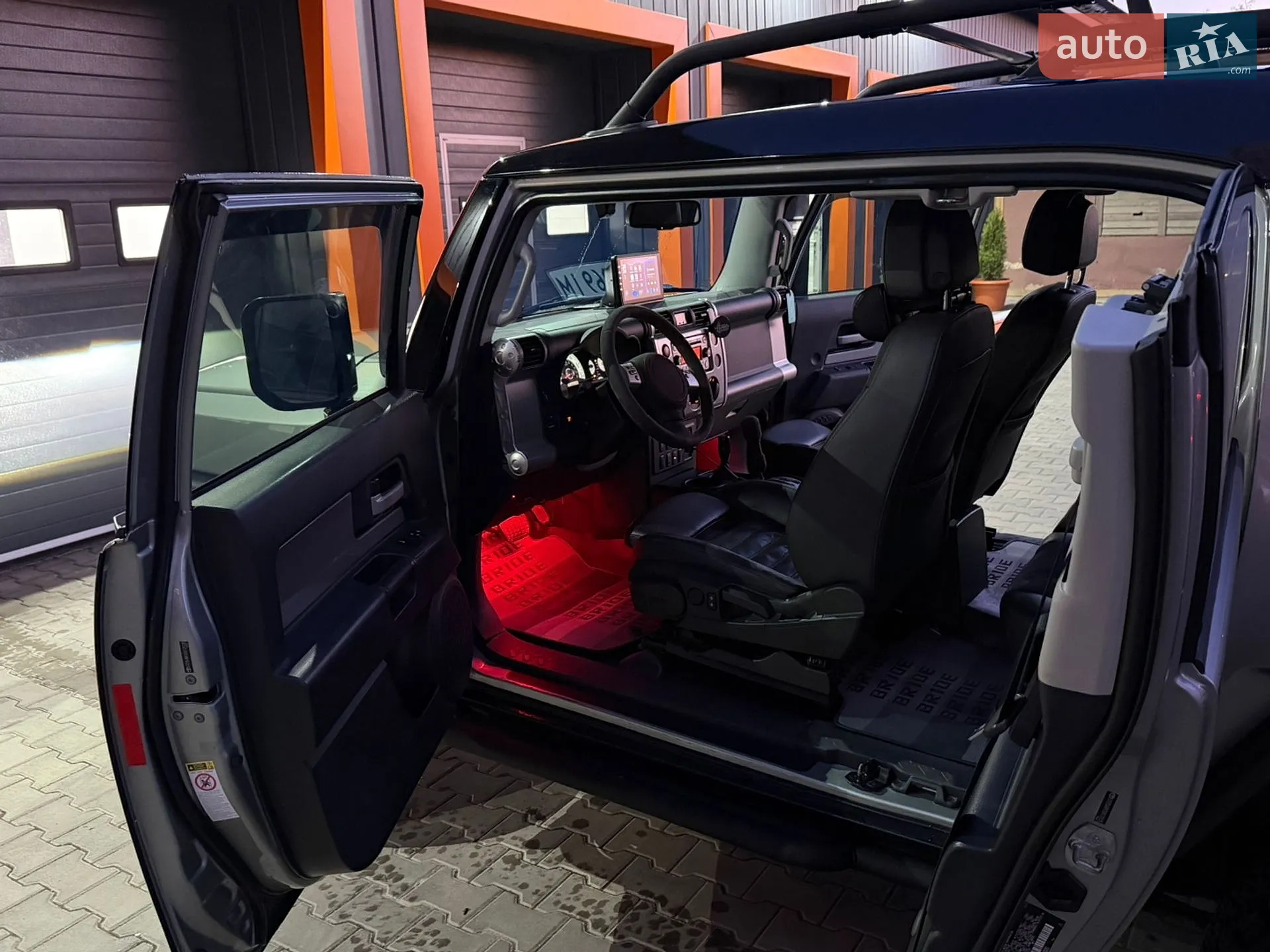 2012 Toyota FJ Cruiser - мініатюра 37