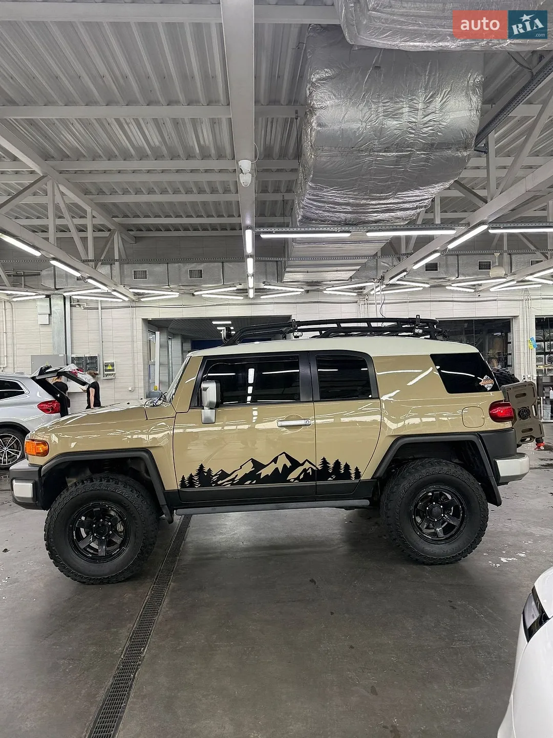 2012 Toyota FJ Cruiser - мініатюра 9