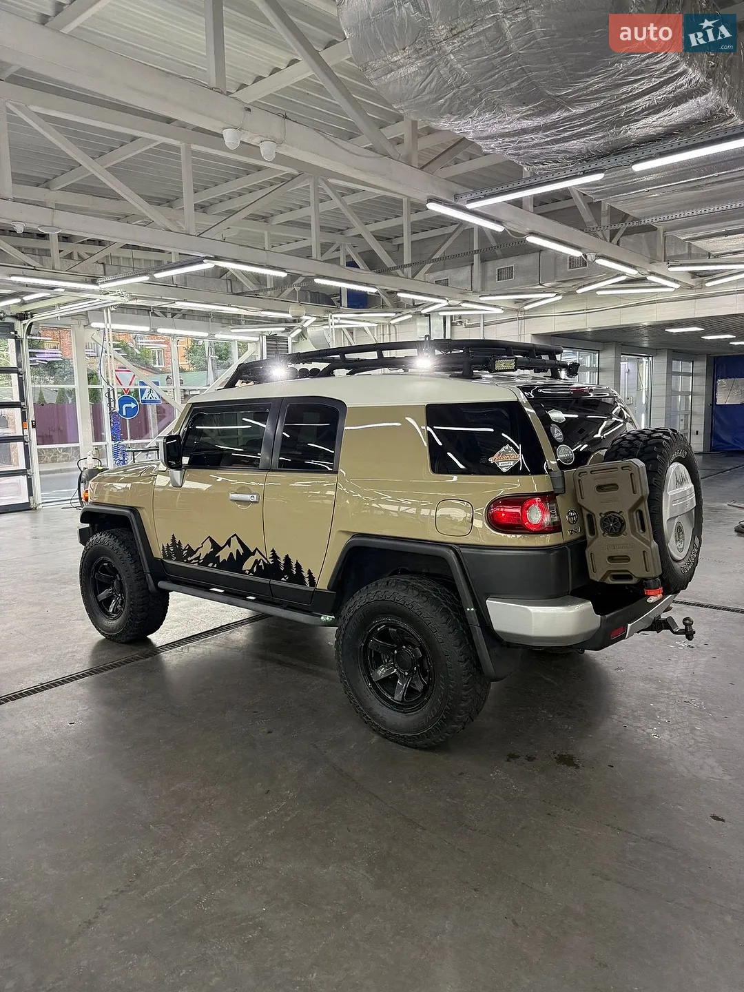 2012 Toyota FJ Cruiser - мініатюра 39