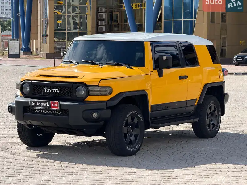 Toyota FJ Cruiser