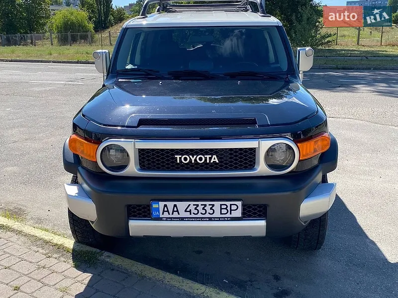 Toyota FJ Cruiser