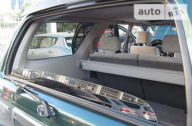 Внедорожник / Кроссовер Toyota Fortuner 2001 в 