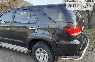 Внедорожник / Кроссовер Toyota Fortuner 2007 в Кременчуге