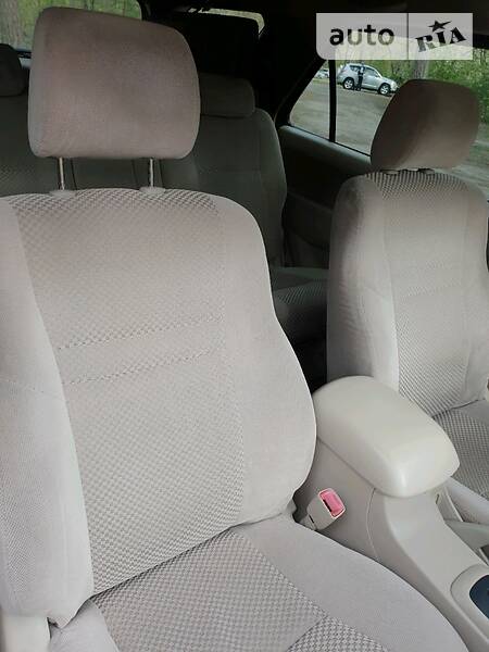 Позашляховик / Кросовер Toyota Fortuner 2007 в Києві