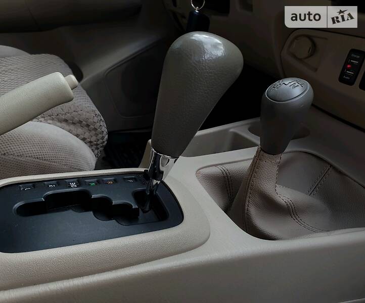 Позашляховик / Кросовер Toyota Fortuner 2007 в Києві