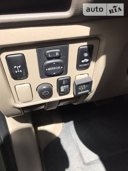 Позашляховик / Кросовер Toyota Fortuner 2005 в Тернополі фото 15 Позашляховик / Кросовер Toyota Fortuner 2005 в Тернополі