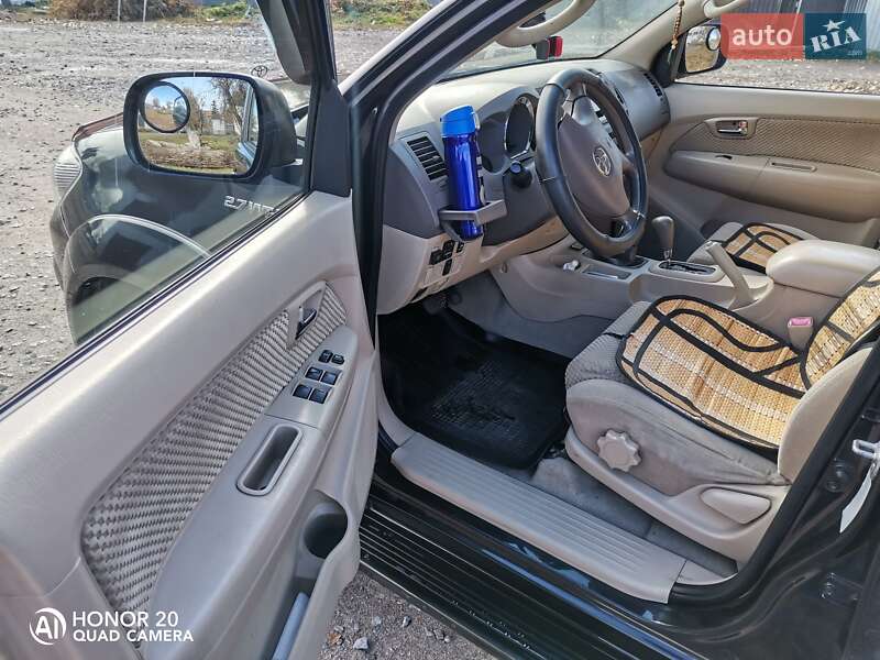 Позашляховик / Кросовер Toyota Fortuner 2007 в Погребище