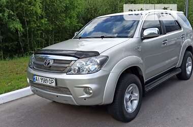 Позашляховик / Кросовер Toyota Fortuner 2007 в Василькові