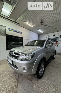 Внедорожник / Кроссовер Toyota Fortuner 2006 в Одессе