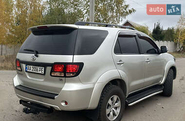 Внедорожник / Кроссовер Toyota Fortuner 2007 в Харькове