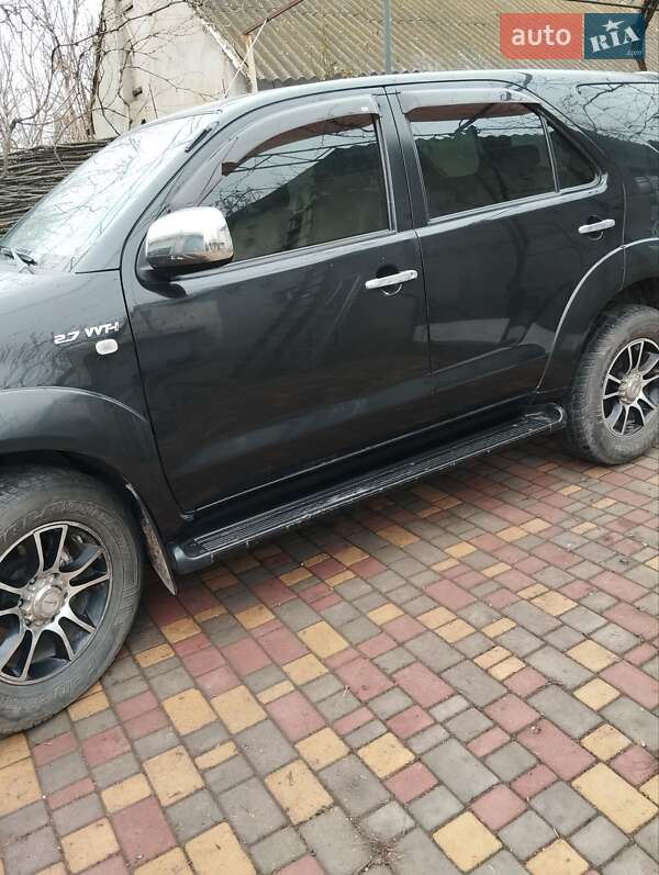 Внедорожник / Кроссовер Toyota Fortuner 2007 в Березовке