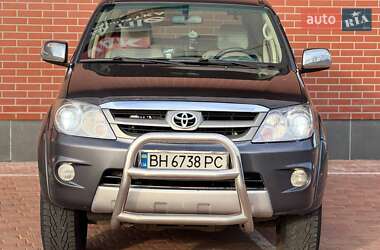 Позашляховик / Кросовер Toyota Fortuner 2006 в Одесі